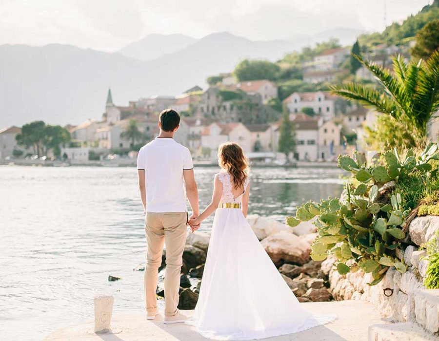 honeymoon-couple-travel-europe-small.jpg honeymoon-couple-travel-europe-small.jpg